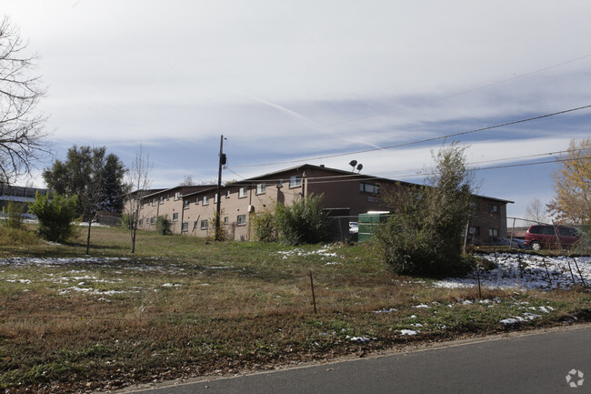 Building Photo - 1690 Eaton