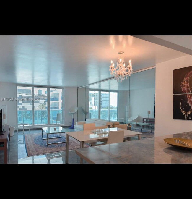 Building Photo - 2301 Collins Ave