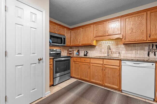 Foto del edificio - 1102 22nd St NE