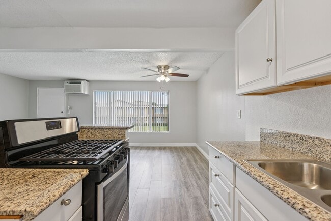 Interior Photo - Glen Forest Apartments