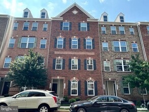 Building Photo - 13727 Endeavour Dr