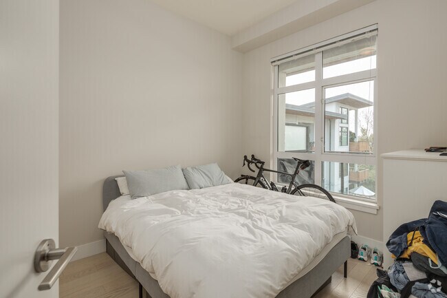 1 chambre, 1 salle de bain - 556 pi2 - Chambre - Shoreline