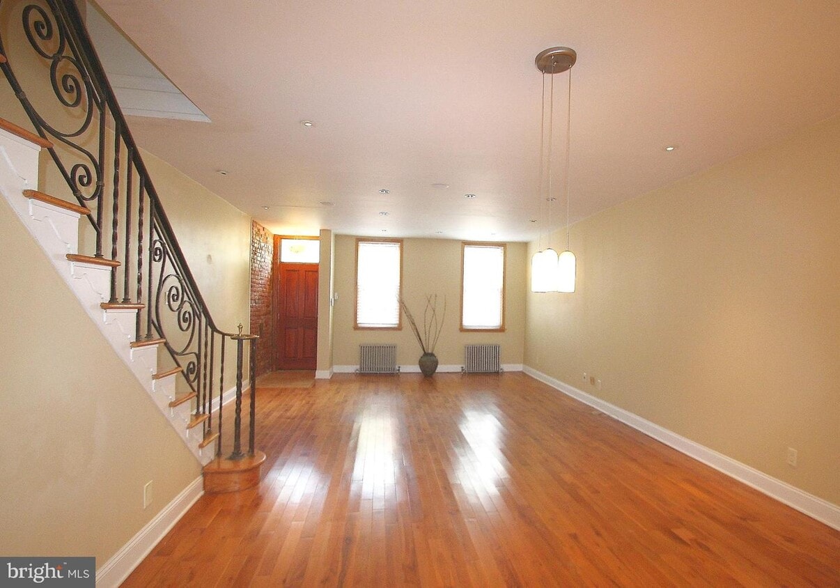Primary Photo - 1229 S 13th St