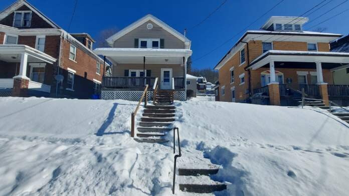 Foto principal - 327 Hasson Ave