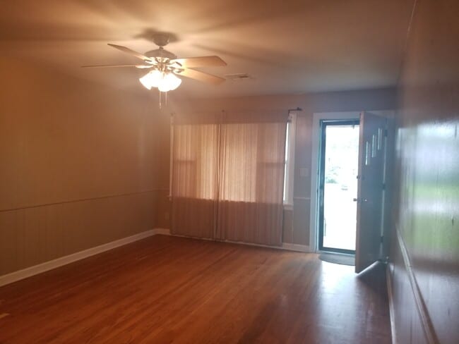 Photo - 1008 S Stanley St House