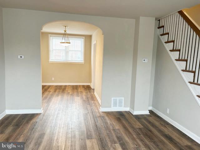 Foto del edificio - 6345 Gillespie St