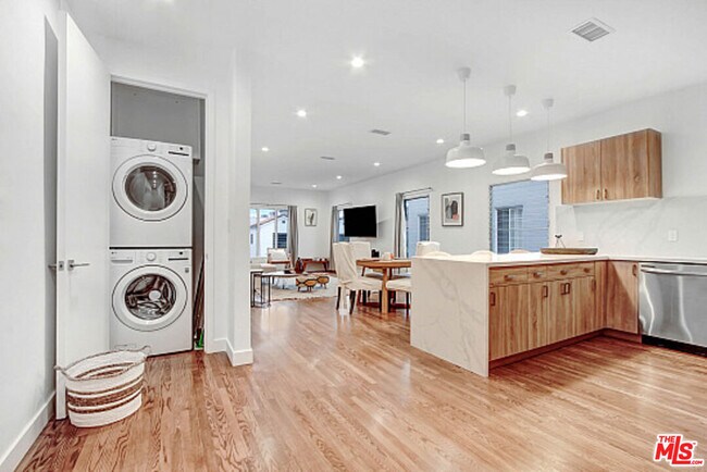 Foto del edificio - 434 N Ogden Dr