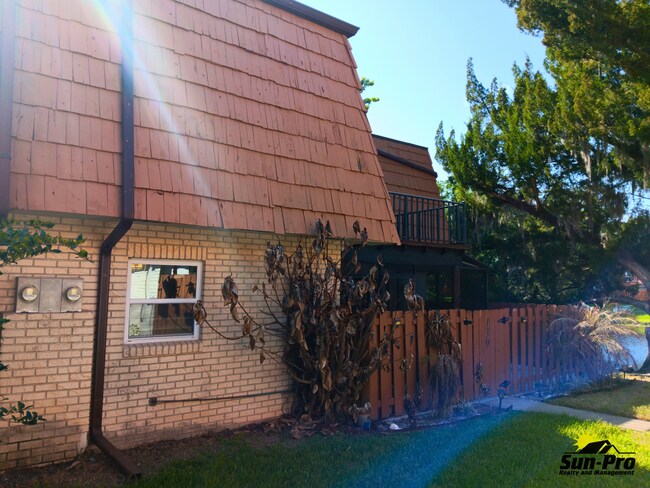 Foto del edificio - 139 Moonstone Ct