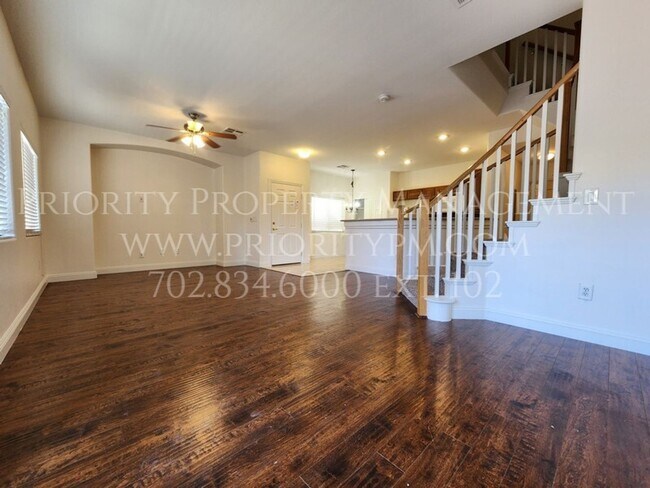 Building Photo - ~BEAUTIFUL ELKHORN HIGH NOON CONDO! FRESHL...