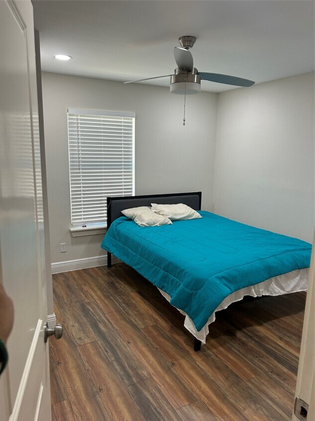 Foto del edificio - 624 Stevens Ln