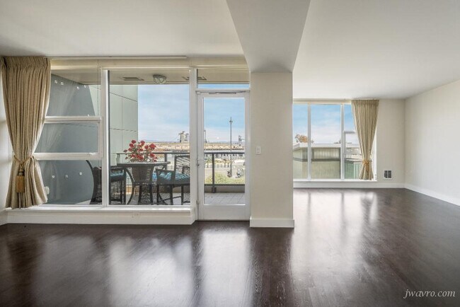 Building Photo - 330 Mission Bay Boulevard North