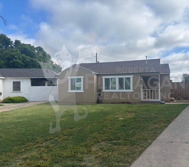 3 Bedroom/ 2 Bathroom Home - 3 Bedroom/ 2 Bathroom Home