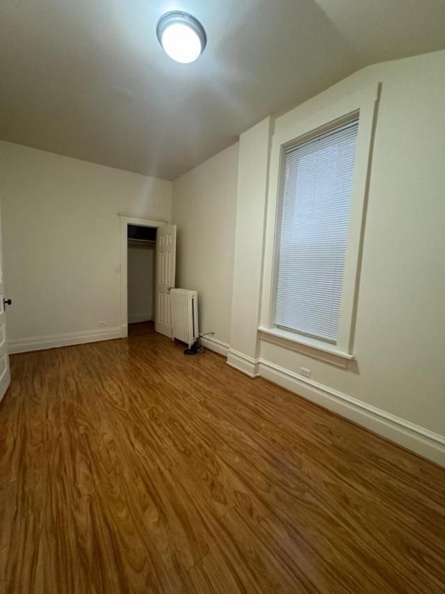 Building Photo - 2 bedroom in CHICAGO IL 60637
