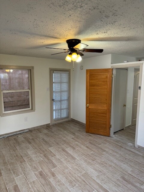 Foto del edificio - 509 Plymouth Ave