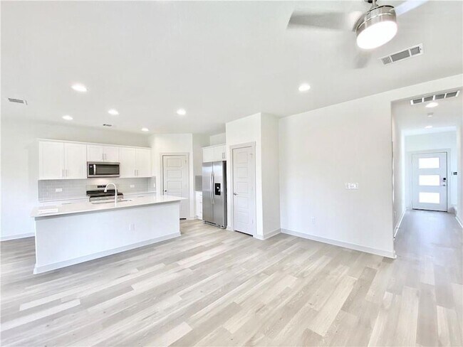 Foto del edificio - 1005 Winnsboro Lp