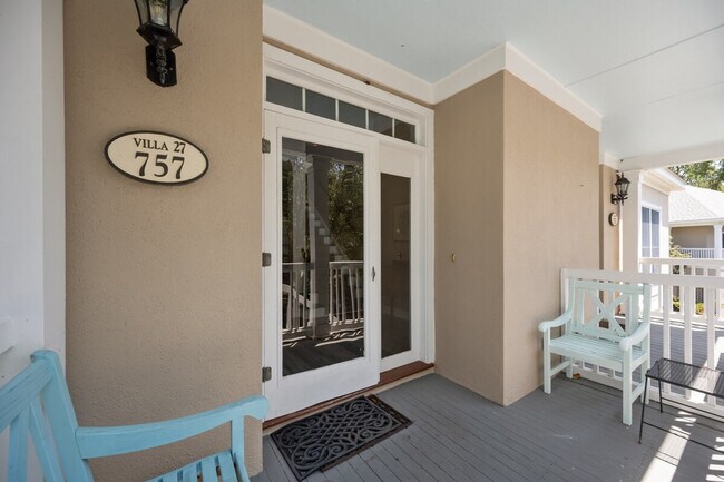 Foto del edificio - 723 Bonnyneck Dr