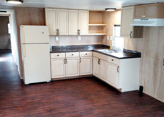 Building Photo - 7838 Ebson