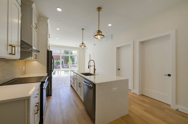 Building Photo - Modern Sophistication in NW/Friendship Heights - BRAND NEW 2BR/2BA w/ Private Parking