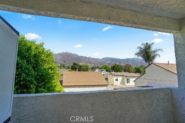 Foto del edificio - 635 E Elmwood Ave