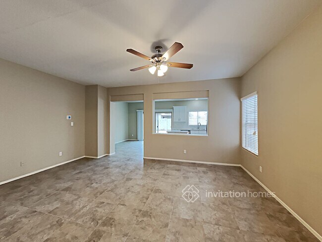 Building Photo - 13012 W Sheila Ln