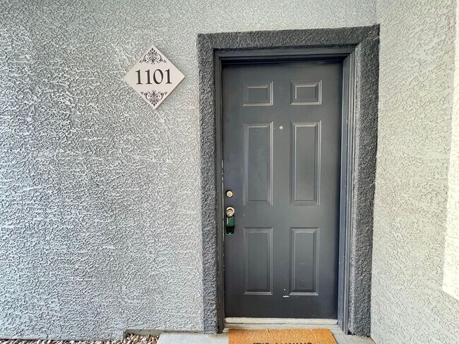 Foto del edificio - Sweet condo on the first leve
