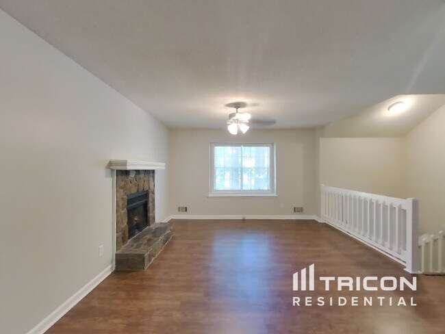 Foto del edificio - 1025 Brenton Dr NW