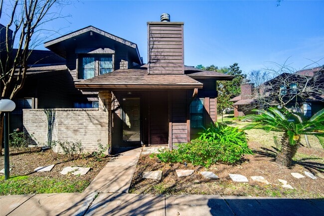 Foto del edificio - 2510 Grants Lake Blvd