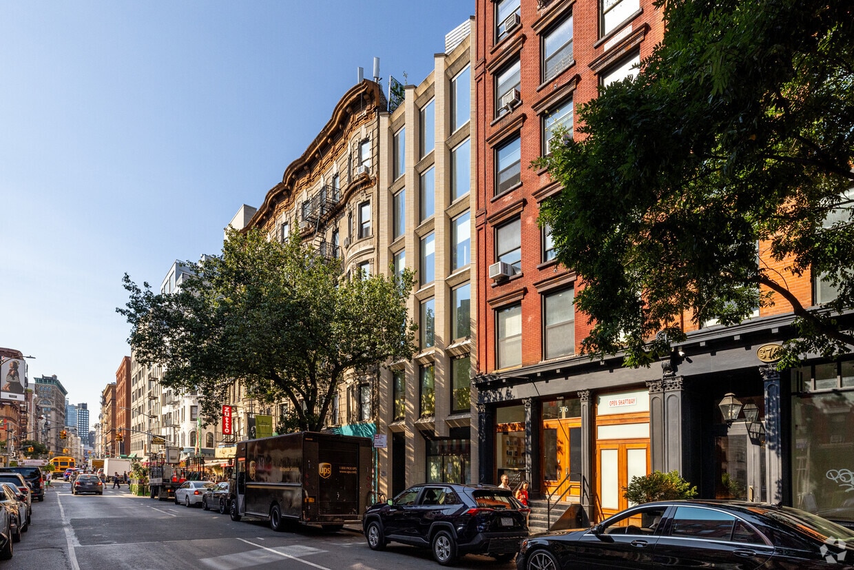 Primary Photo - 378 Broome St