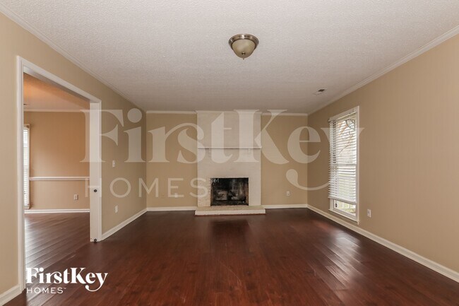Foto del edificio - 13701 Strathaven Dr