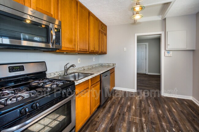 Building Photo - 43 Defense Dr