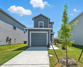 Building Photo - 6307 Kingfisher Wy