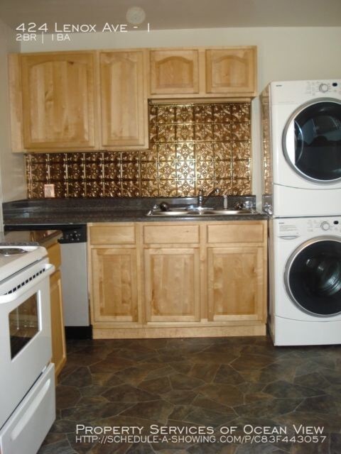 Primary Photo - 424 Lenox Ave
