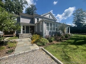 Building Photo - 487 Danbury Rd
