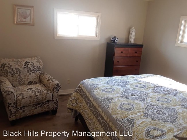 Foto del edificio - 3 br, 2 bath House - 254 E Main St.