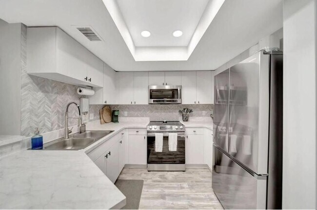 Foto del edificio - 2125 SE 10th Ave