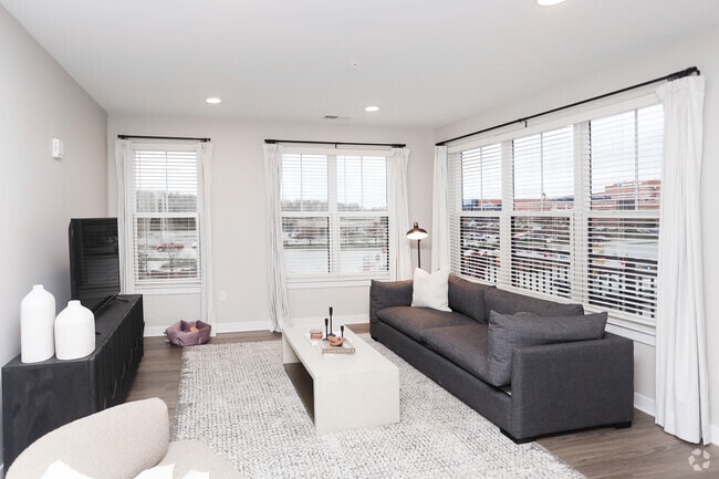 2BR, 2BA - 1177 SF - Federal Hill Apartments