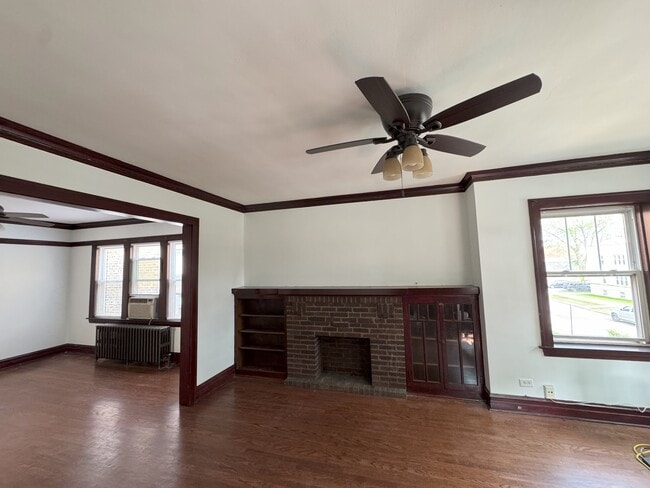 Living Room - Fireplace & Bookcase - 4718 W Montana St