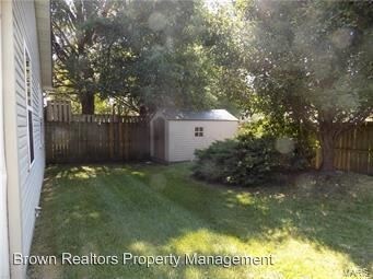 Foto del edificio - 3919 Benington Dr