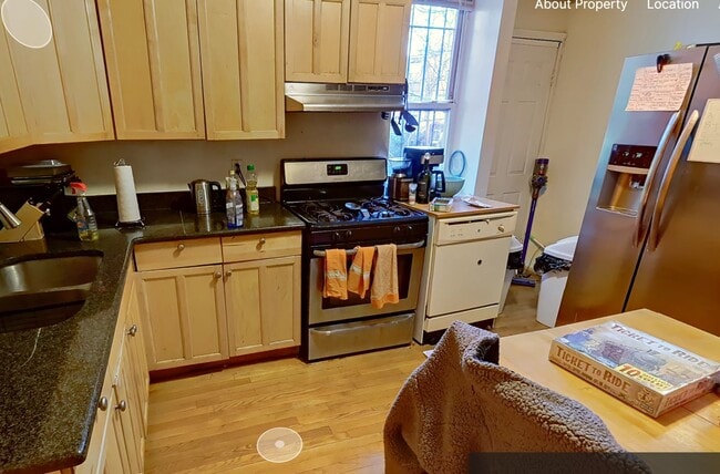 Building Photo - 78 Hammond St