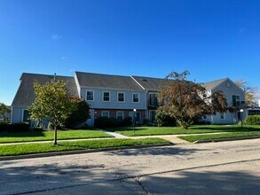 Building Photo - 2019 Oak St