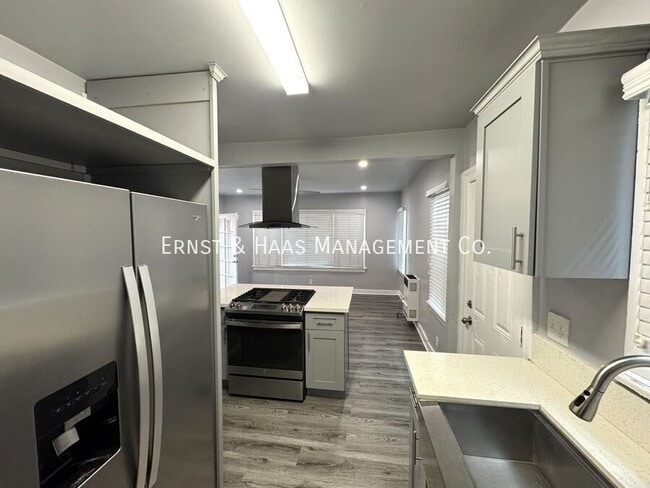 Foto del edificio - 1119 St Louis Ave