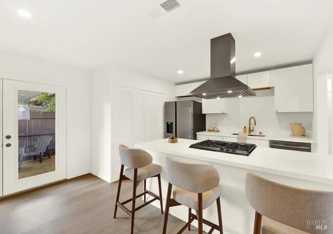 Foto del edificio - 6610 Oak Leaf Ct