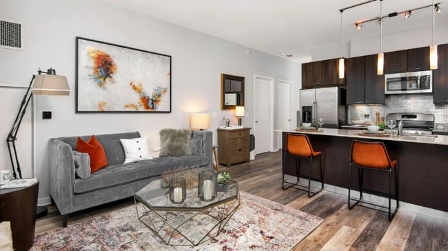 Photo - 640 W Huron St Apartment