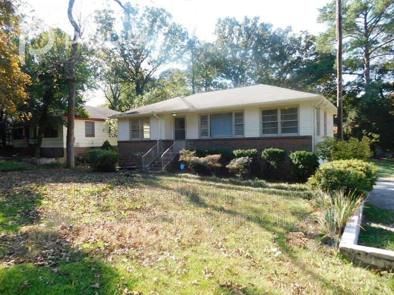 Foto principal - 1321 5 Mile Rd