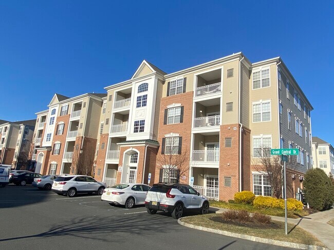 Building Photo - 1141 Halifax Pl