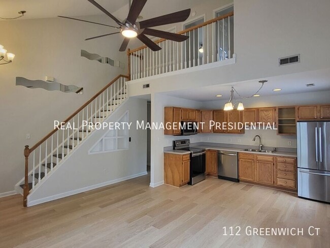 Building Photo - 112 Greenwich Ct