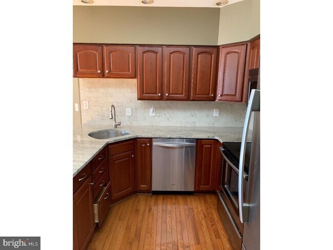 Foto del edificio - 209 N 3rd St