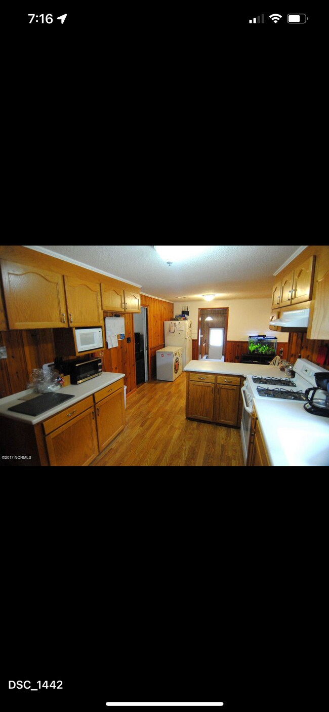 Building Photo - 219 Woodland Dr