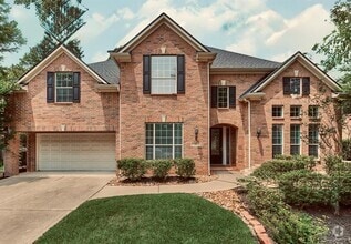 Building Photo - 15 Goldwood Pl