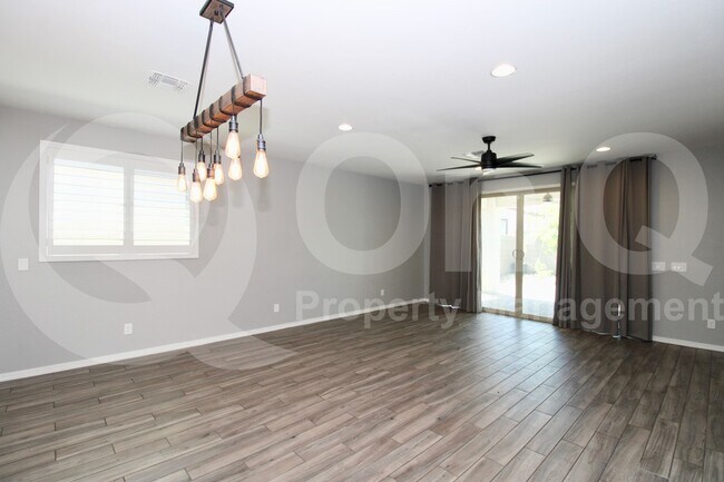 Foto del edificio - 22729 E Domingo Rd